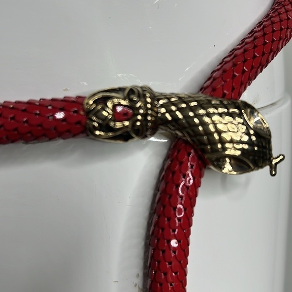 Vintage DL Auld Red Metal Mesh Snake Necklace Belt - Picture 9 of 11